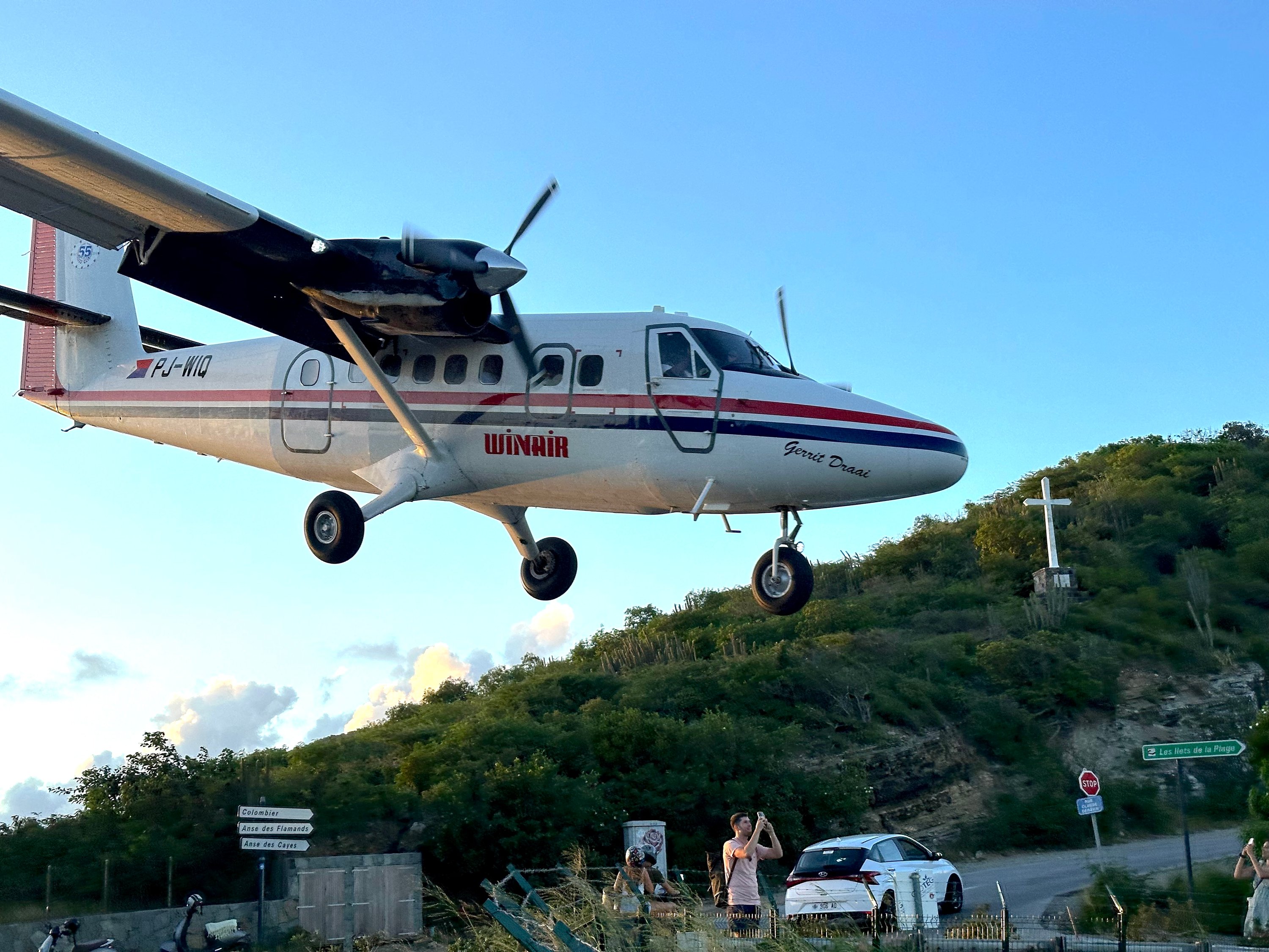 Everything you need to know to come to St. Barts by Plane