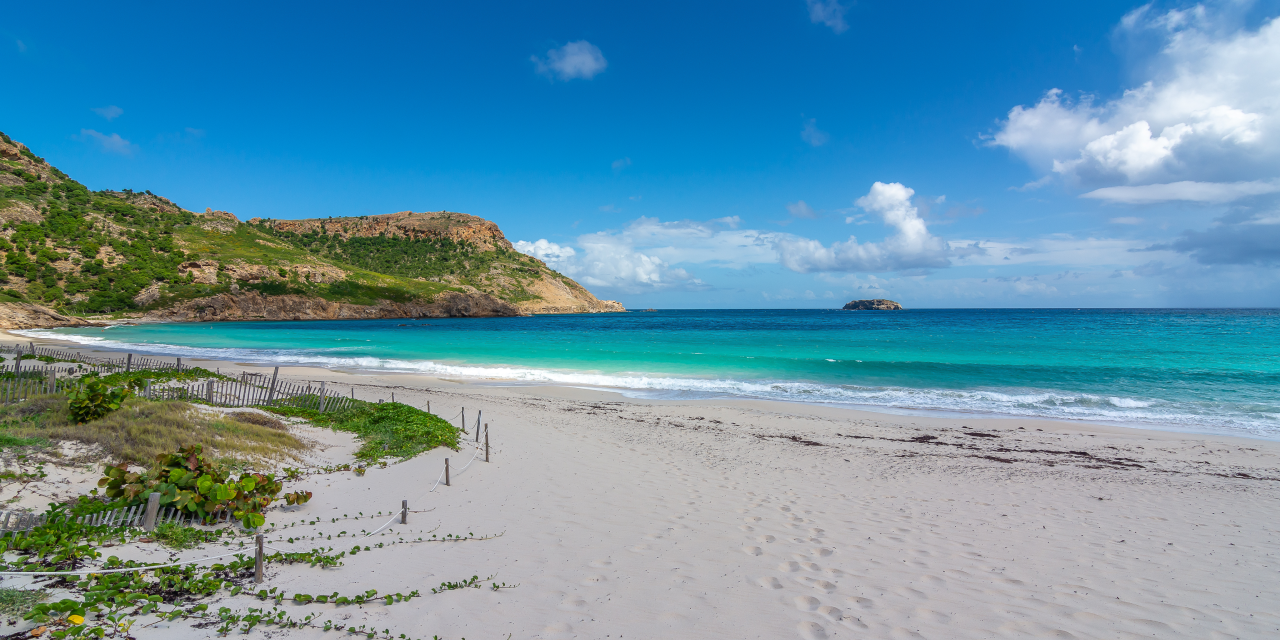 4 Gorgeous Beaches in St Barthélemy That You Can't Miss